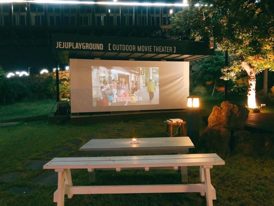 Jeju Playground Pansiyon Dış mekan fotoğraf