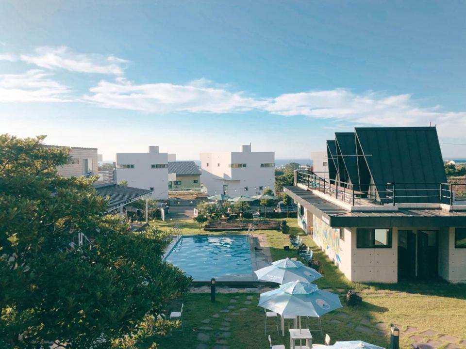 Jeju Playground Pansiyon Dış mekan fotoğraf